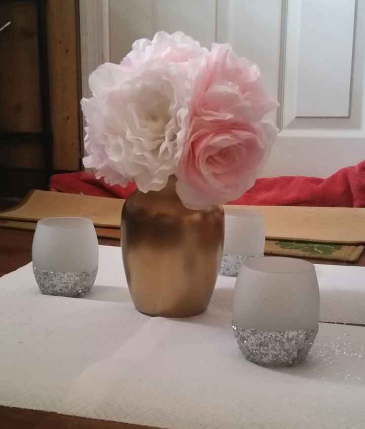 BRIDES ON A BUDGET. MY CHEAP DIY CENTERPIECES!