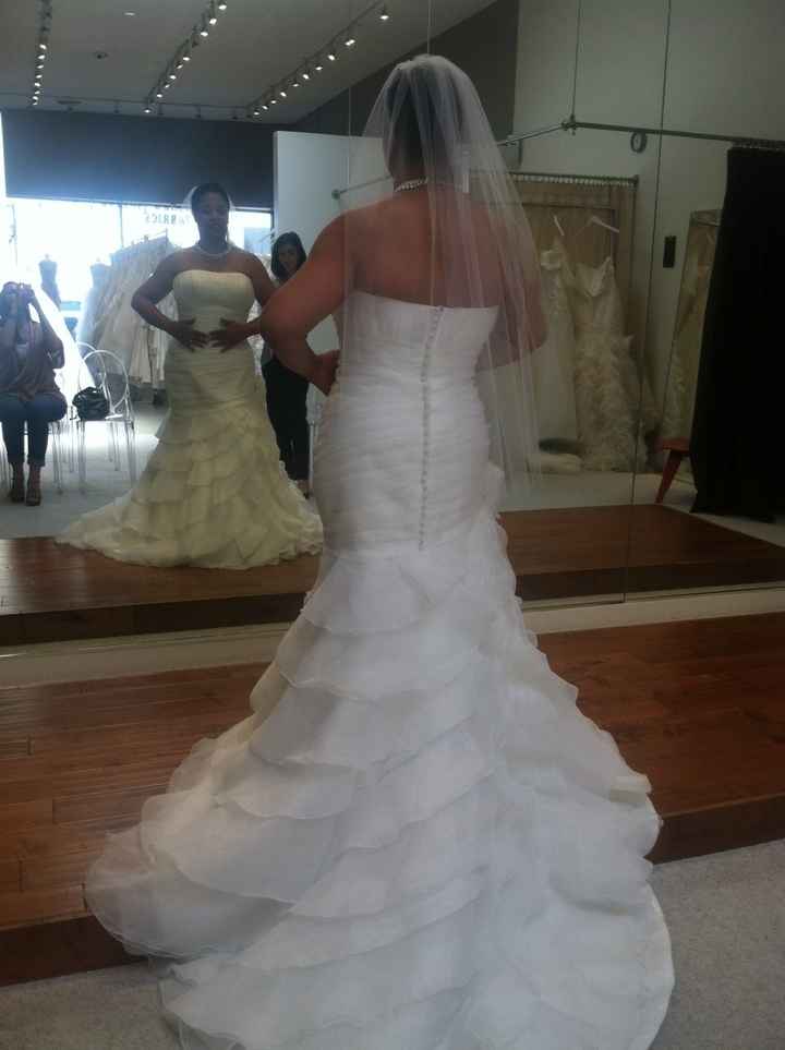 I need more dress porn in my life...