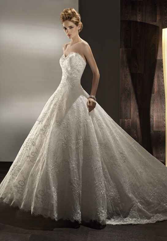 Let's see those dresses! (and look at mine! LOL)