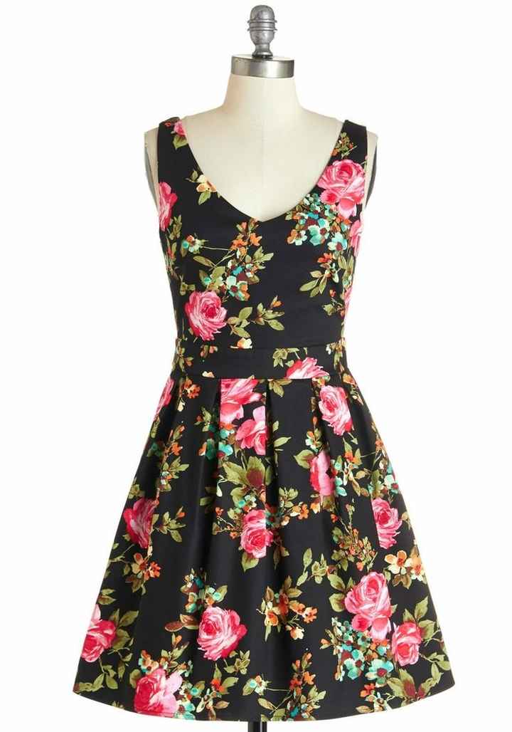 Poll: Which dress for e-pics?