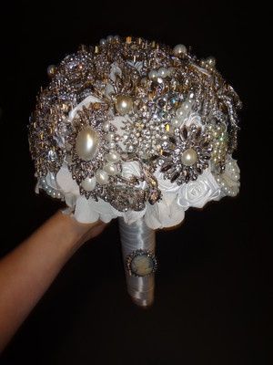 Bouquet with broaches?