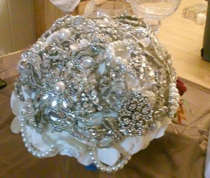 brooch bouquet inspiration!