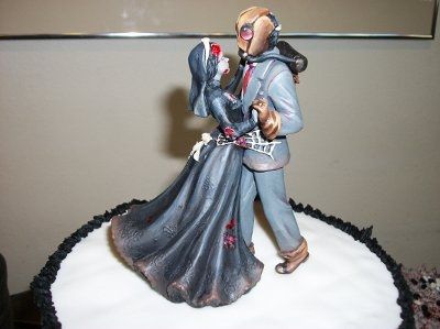 Zombies & Survivors Themed Wedding (PICS)