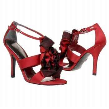 Show me your wedding day shoes!