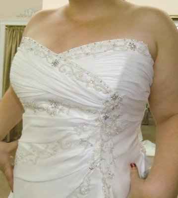 My Dress!! (Pics)