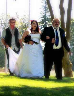 Zombies & Survivors Themed Wedding (PICS)
