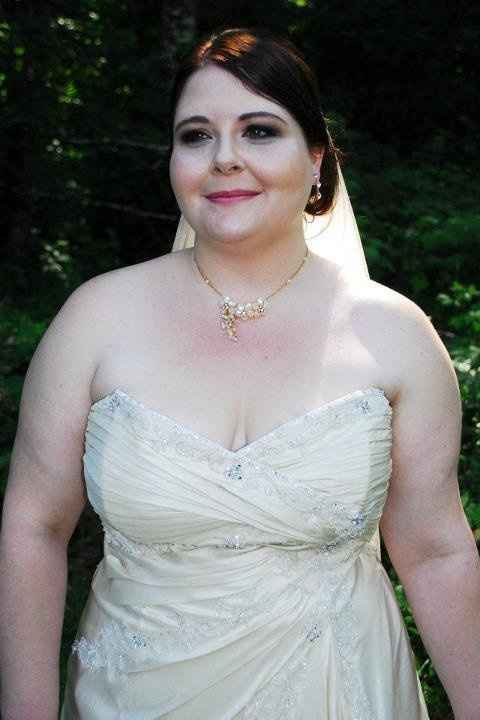 Let's see your statement necklace.