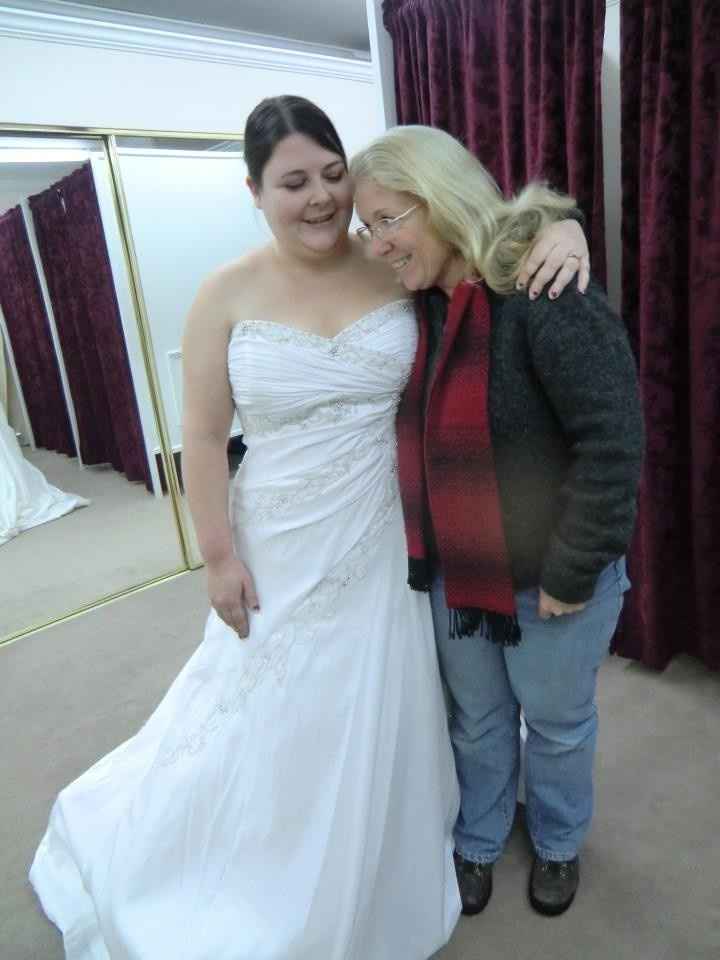 I hate white dresses