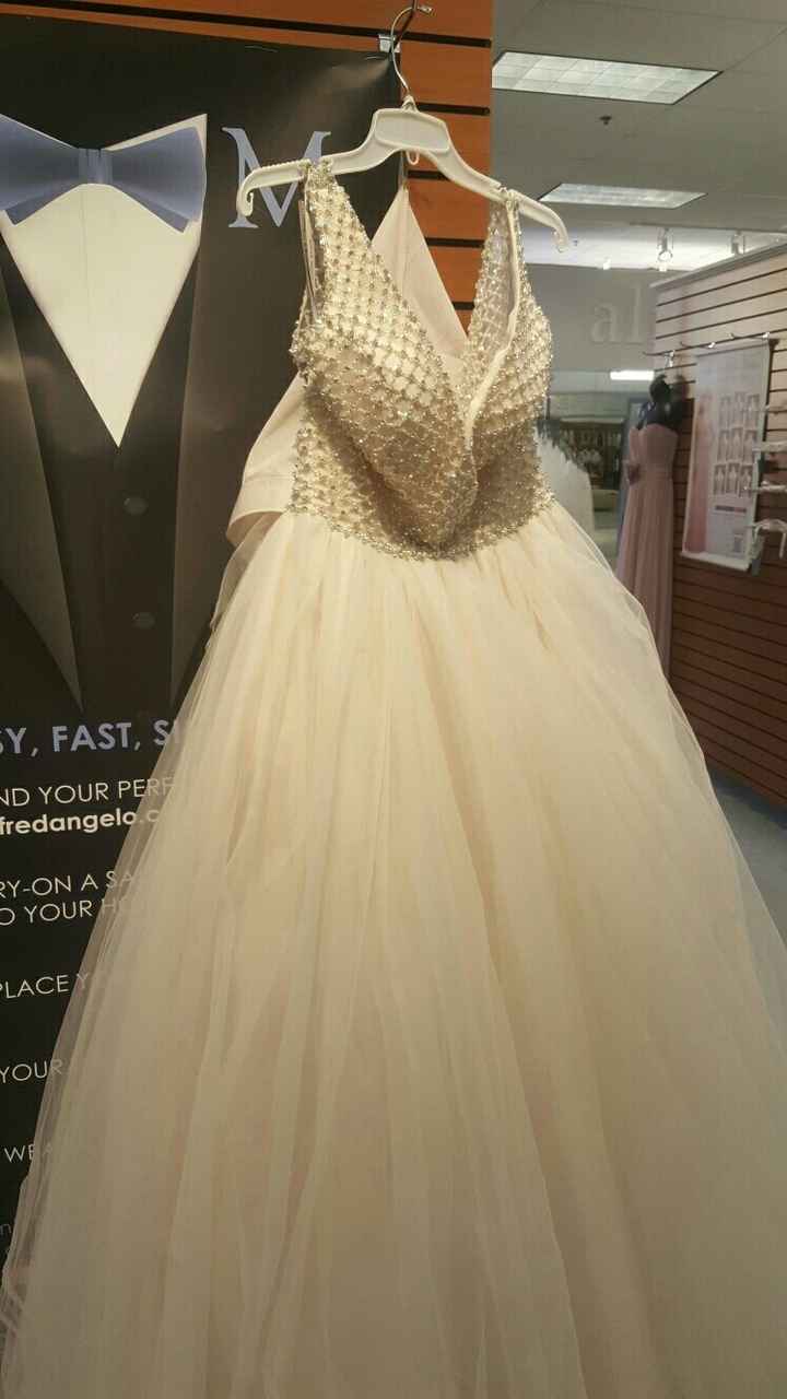 Blush bride in need of HELP!!