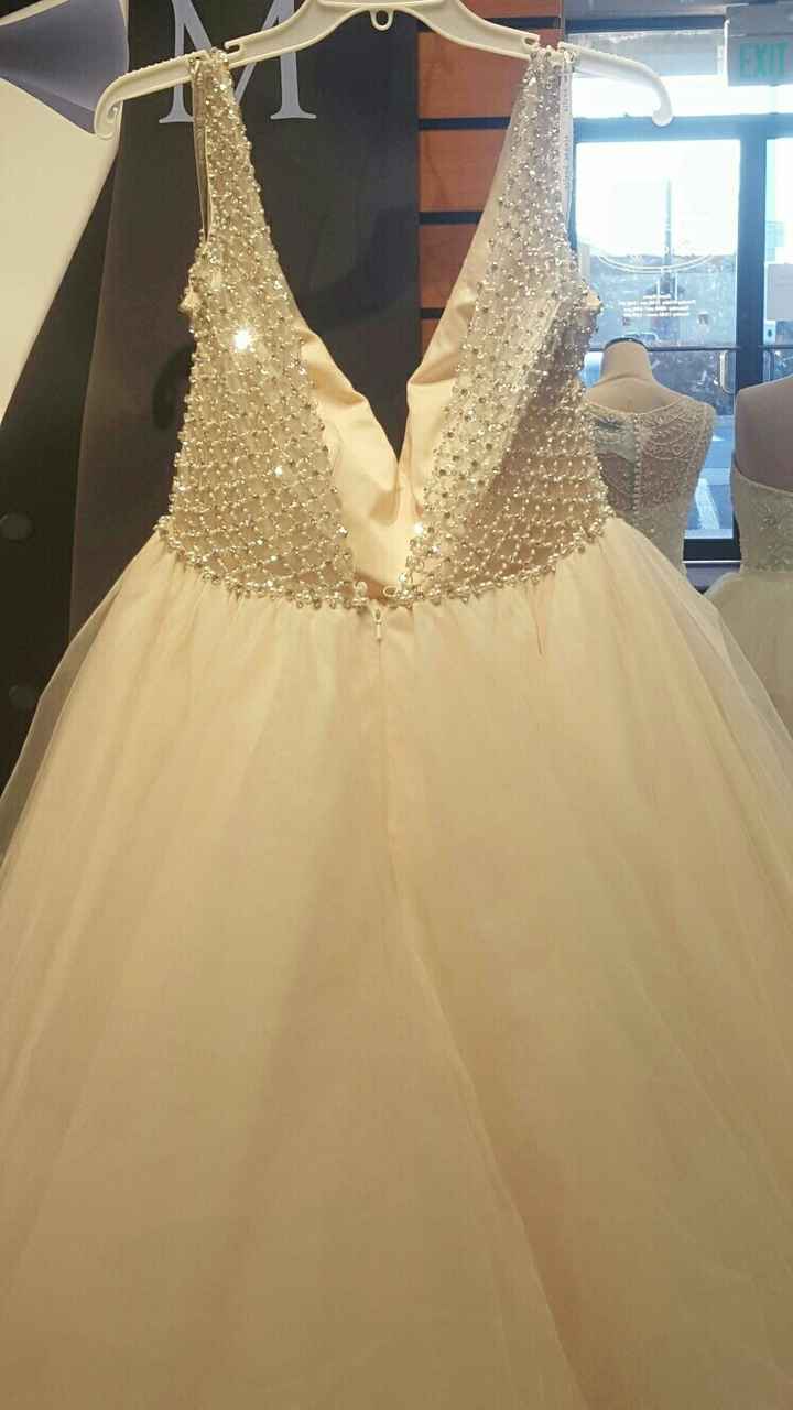 Blush bride in need of HELP!!