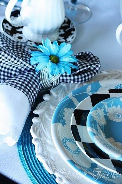 Help with decor and theme?