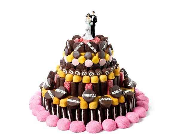 Pizza wedding 'cake' - would you do it?