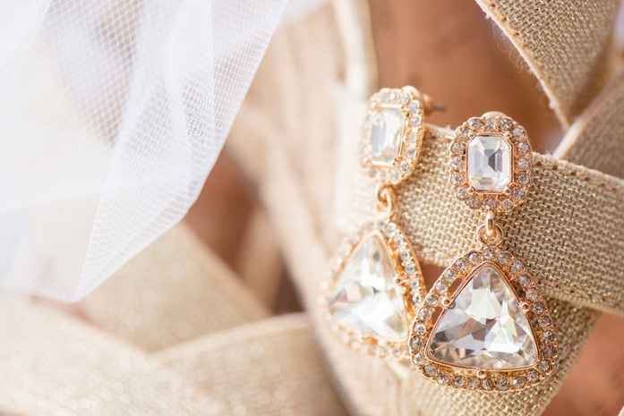 Add a little SPARKLE to your wedding?