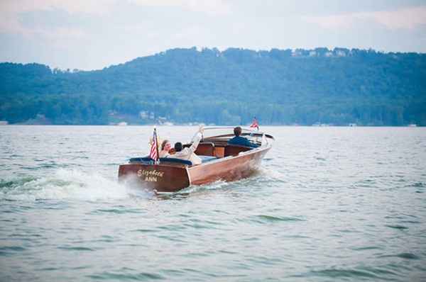 How are you & your wedding party getting to the ceremony??