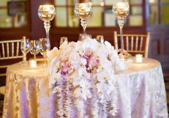 Sweetheart table decor inspiration