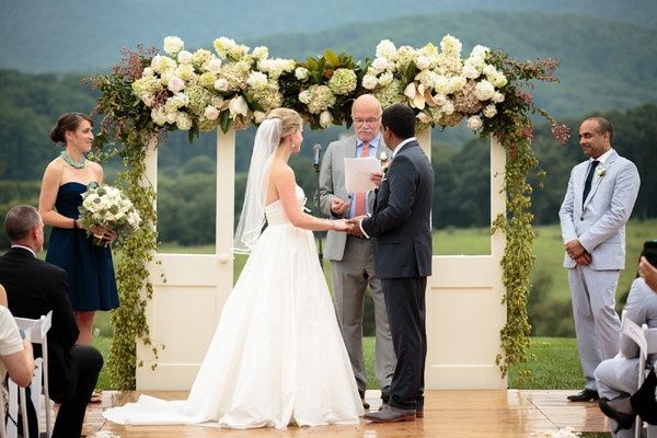 Unique ceremony backdrops ~ which one?!
