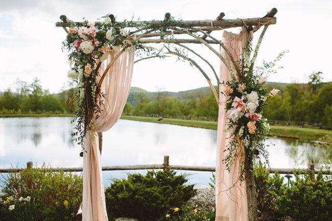Floral ceremony arches: Which one??