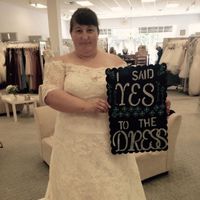 Calling plus size brides, show me your Dress