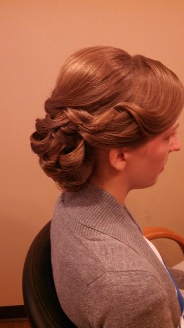 Dress fitting, hair and makeup trials: done! (pics)