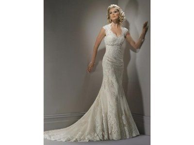 I got my DRESS today!!!!  with Pics!