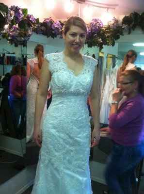 I got my DRESS today!!!!  with Pics!