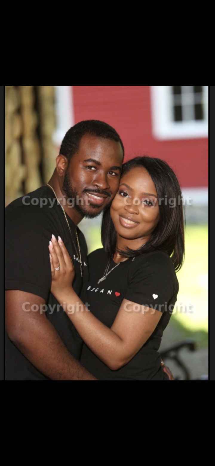 E-pics Outfit Change - 1