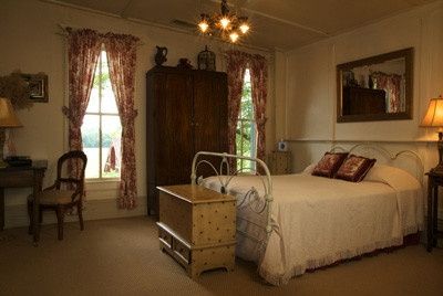 Boudoir Pictures Location... (Pic Heavy)
