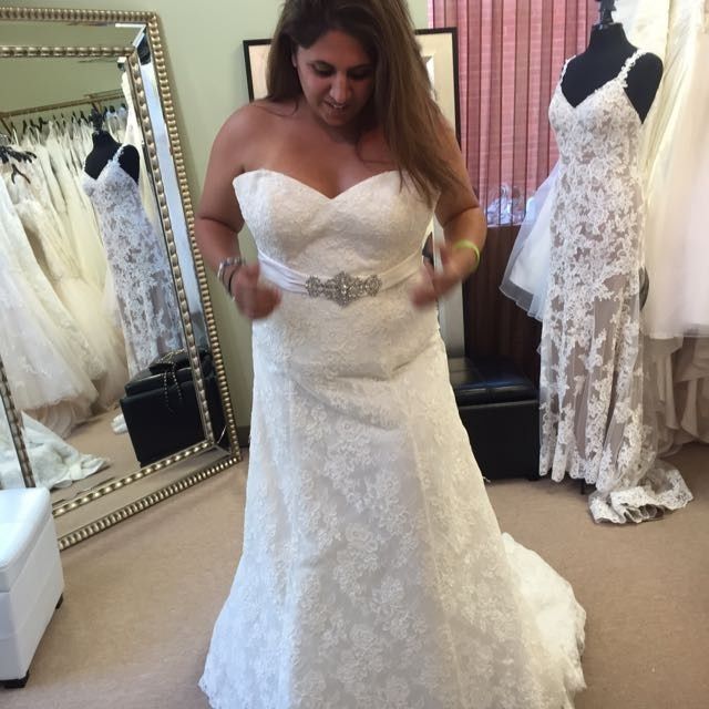 SHOW ME YOUR DRESSES!