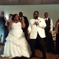 BACK AND MARRIED!!! (w/ nonpro pics & advice)