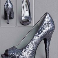 Shoes!!! How high? Brand? Color?