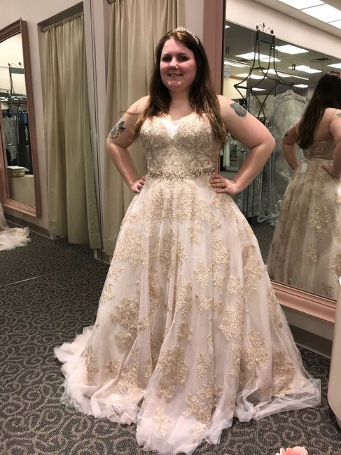 Your Wedding Dress: Show & Tell! - 1
