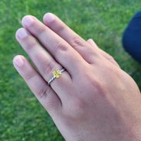 Brides of 2022! Show us your ring! - 1