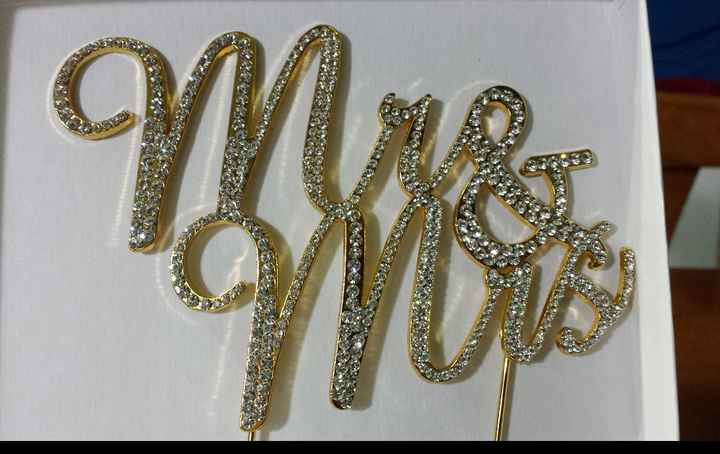 cake topper issue.