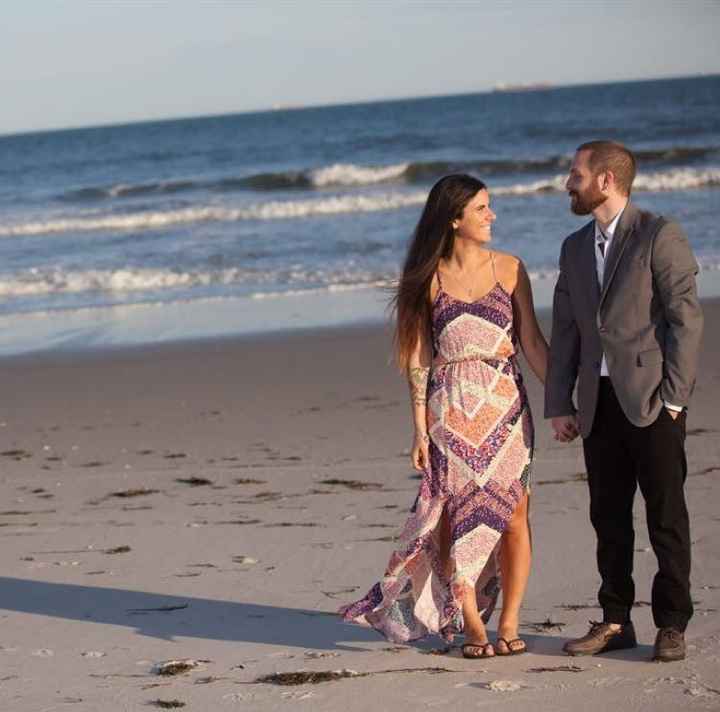 Engagement photo shoot clothing colors-it never occurred to me...