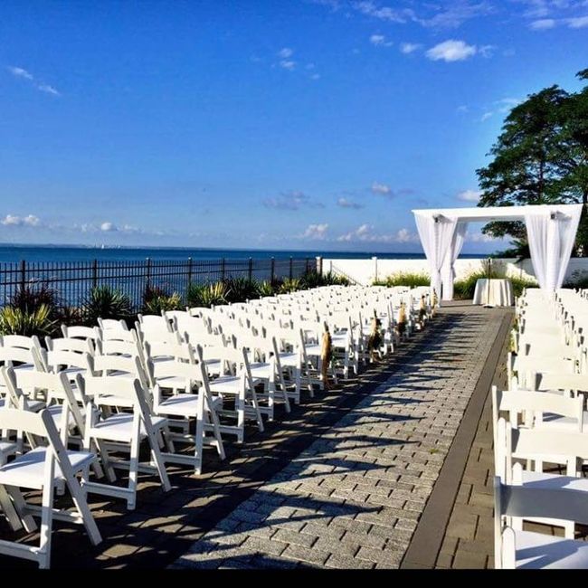 Rep your wedding venue