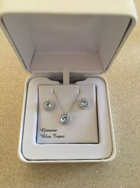 Show me your earrings!!