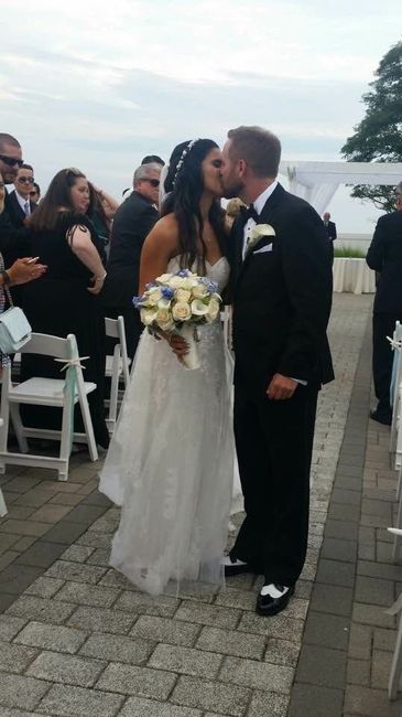 We're married!!