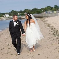 Show me your BEACH wedding dress!