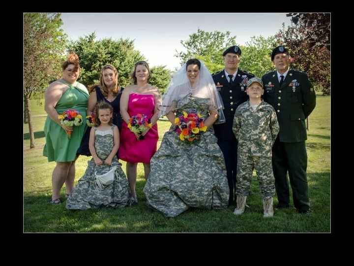 Country themed wedding....with a little camo for the groom