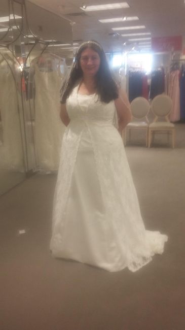 Let's show off our wedding gowns!