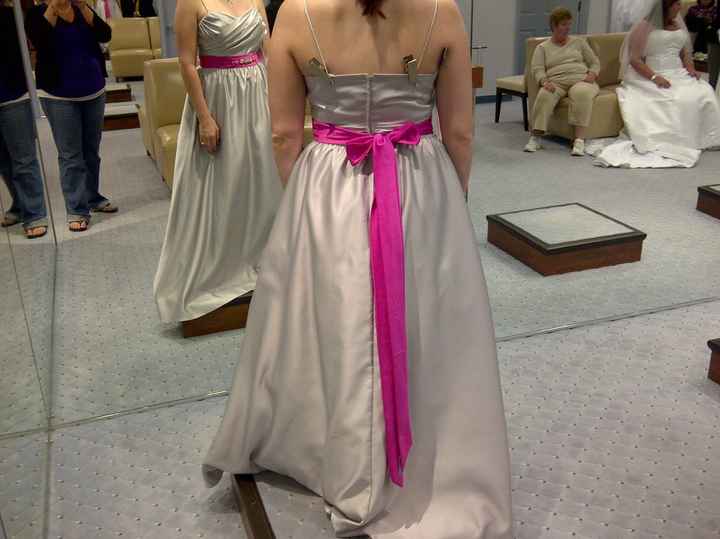 Show off your bridesmaid dresses!!