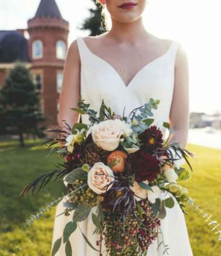 Bridal Bouquet: Color or White? - 1
