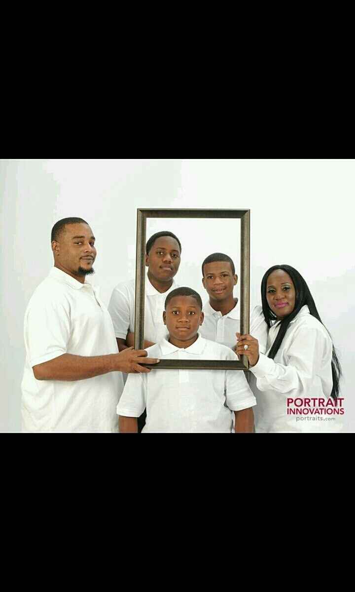 Blended family pictures for the wedding