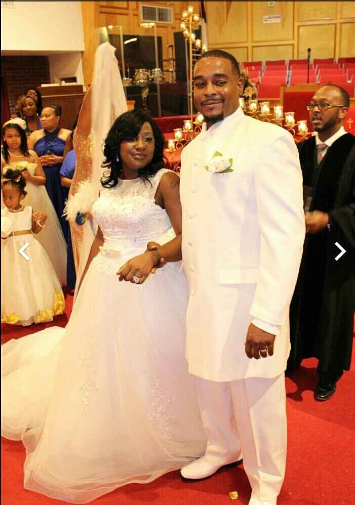 Ok ladies... Drop a pic of your BEAUTIFUL DRESSES