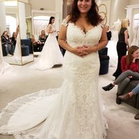 Does your wedding dress have lace, beading, or both? - 1