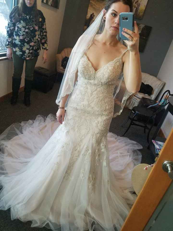 Trying on dresses! Show me your dress! - 1