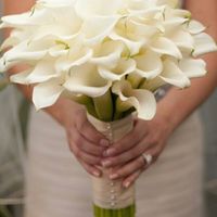 Let’s see everyone’s bridal bouquets! - 1