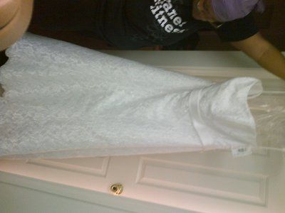 Budget Brides in need of a wedding dress