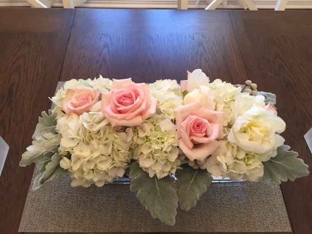 Our florist did a centrepiece trial run.. And I love it!