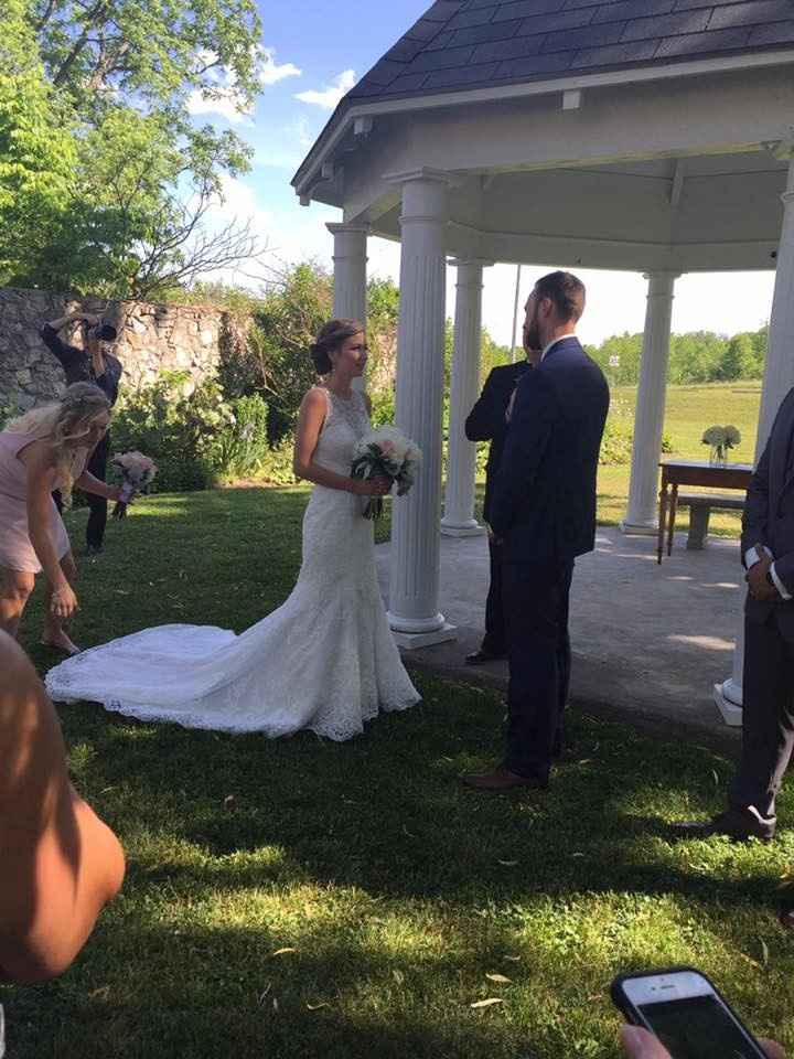 Guys, I'm MARRIED! Teeny tiny BAM with a few non-pro pics! *Updated with a few more
